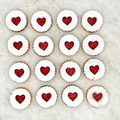 Linzer Heart Cookie cutter set - round scalloped with heart shaped - sweet scalloped perfection!