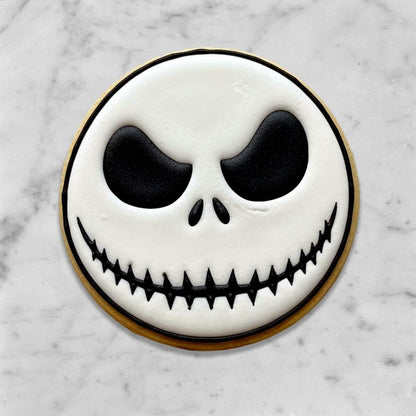 Skeleton Face_Bat Cookie Cutter Set of 2 | Bat Bow Tie Cookie Cutter | Halloween Cookie Stamp | Spooky Movie Baking Tool